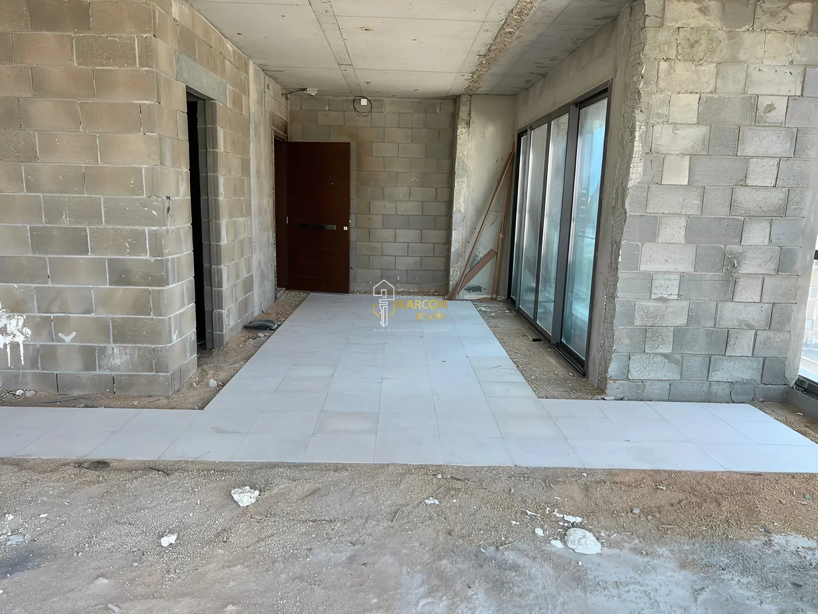 Office for sale in Dekweneh