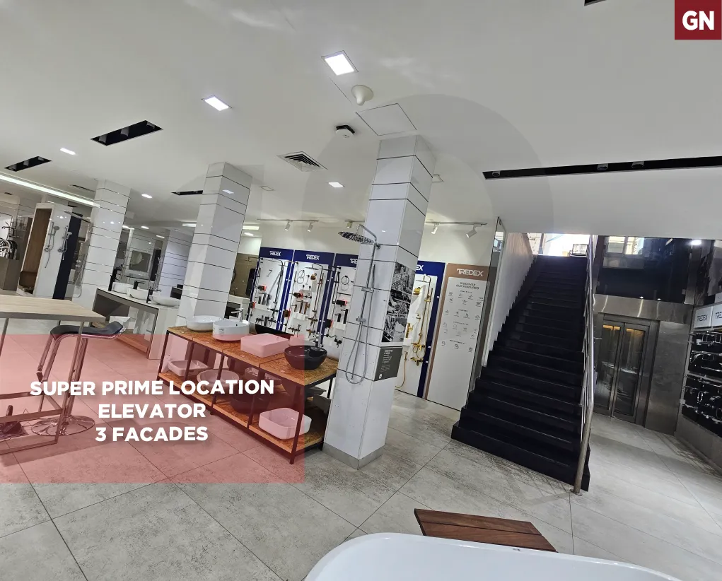 Showroom for Sale in Jdeideh