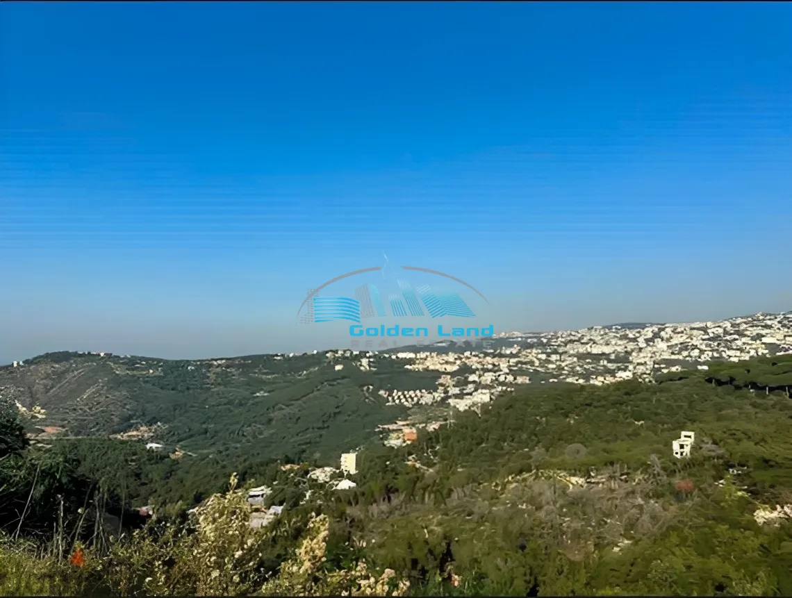 Land for Sale in Qornet El Hamra, Lebanon
