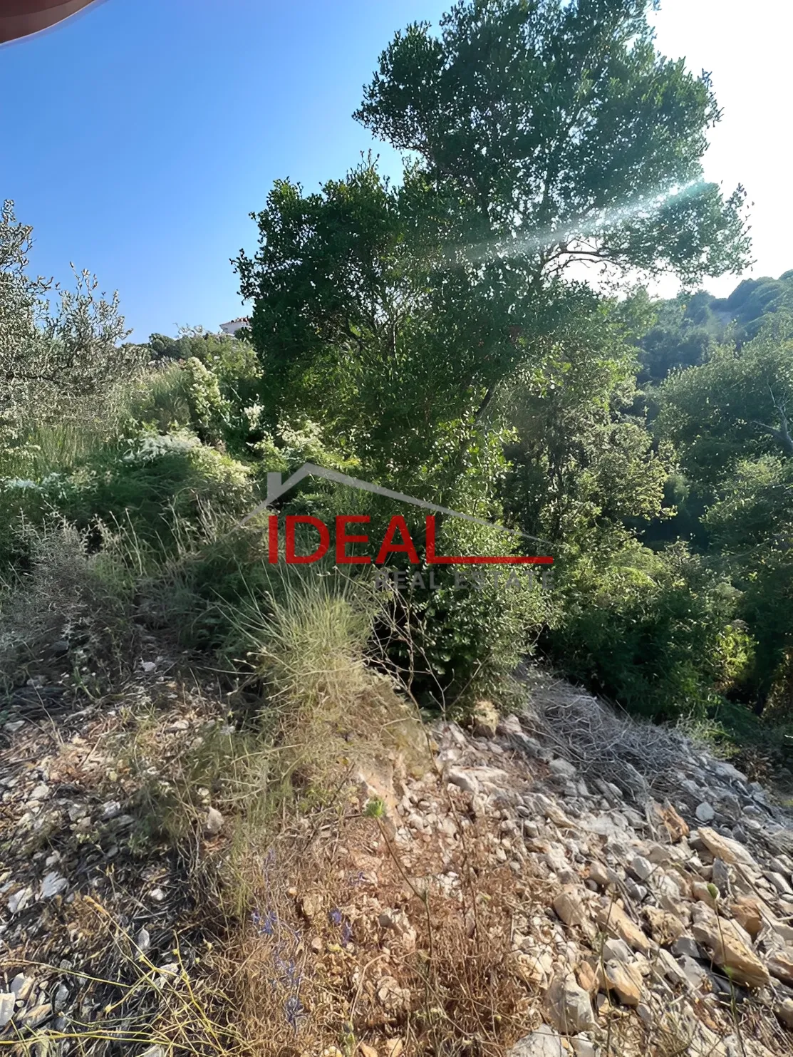 Land for Sale in Aabrine, Lebanon