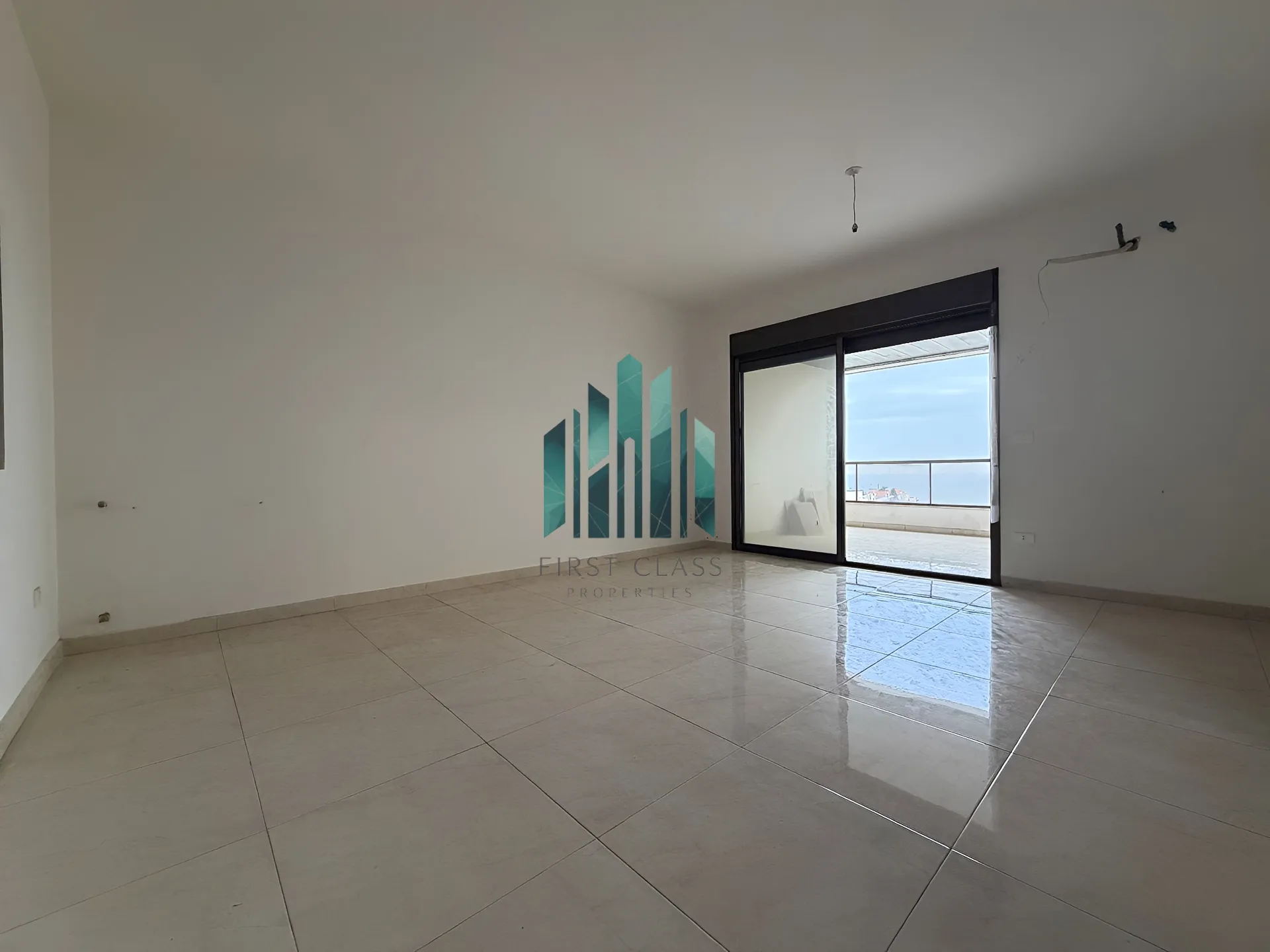 Apartment for sale in Qornet el hamra, lebanon - 2 bed, 2.0 bath