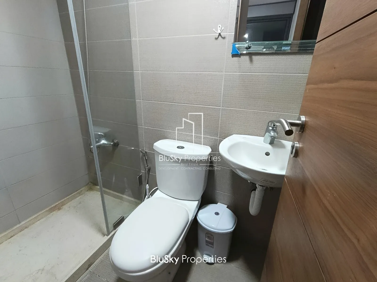 Apartment for Sale in Blat