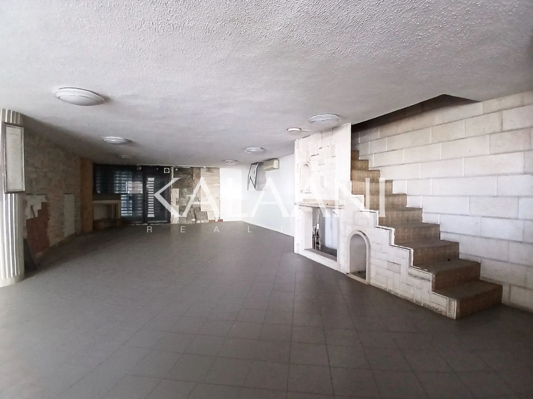Showroom for sale in Hazmieh, Lebanon