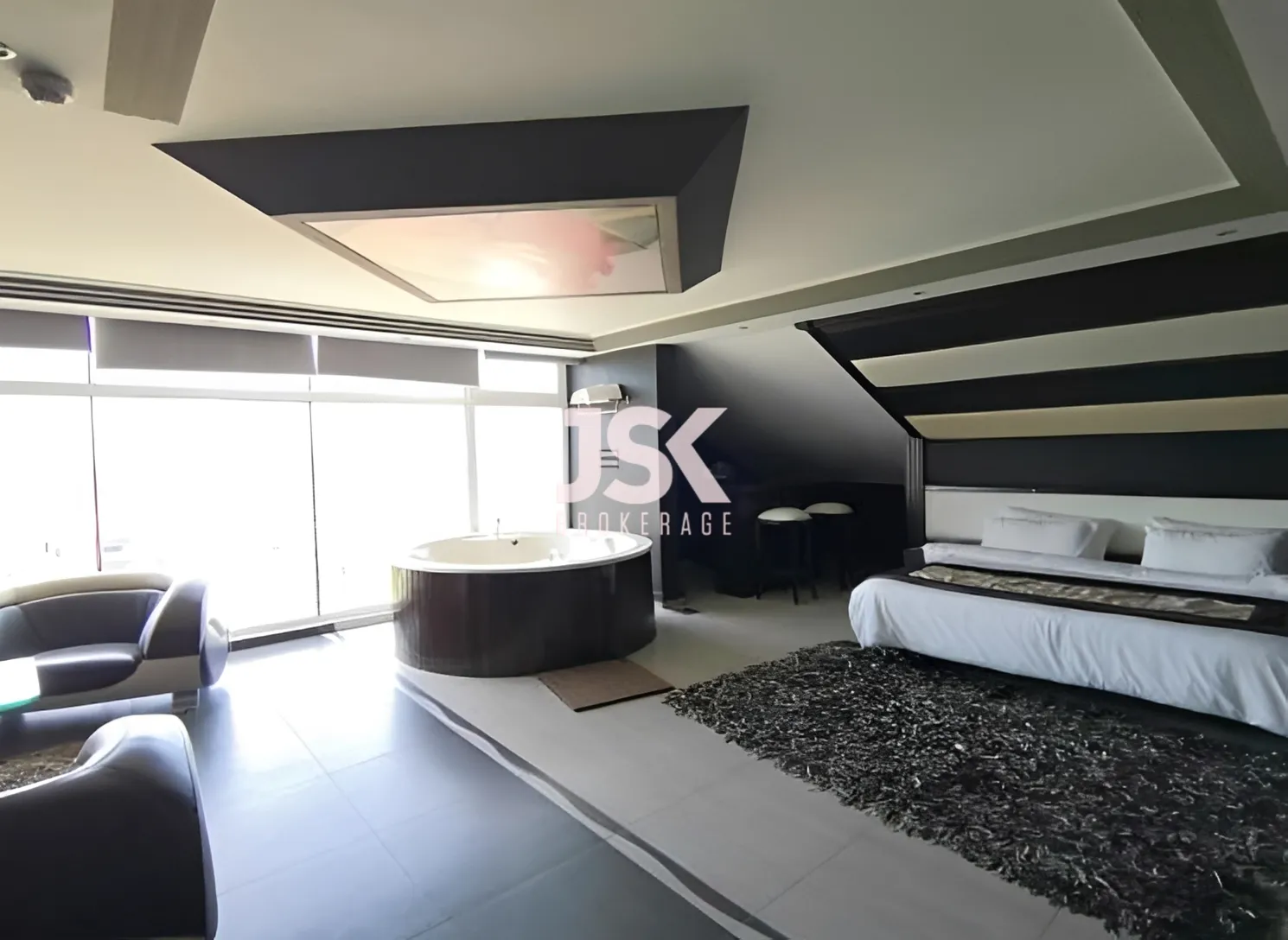 Office for Sale in Haret Sakher
