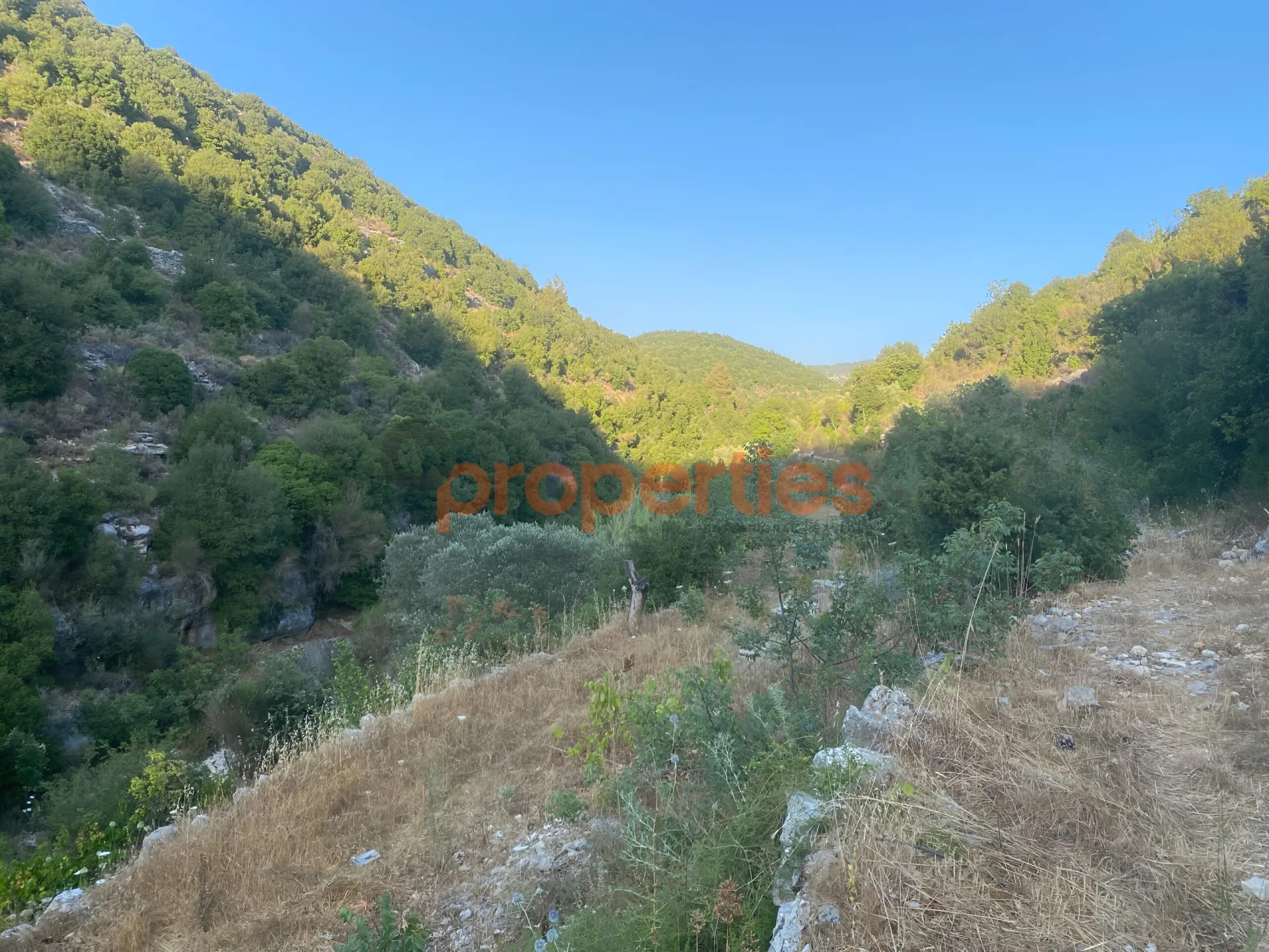 Residential Land for Sale in Maifouq