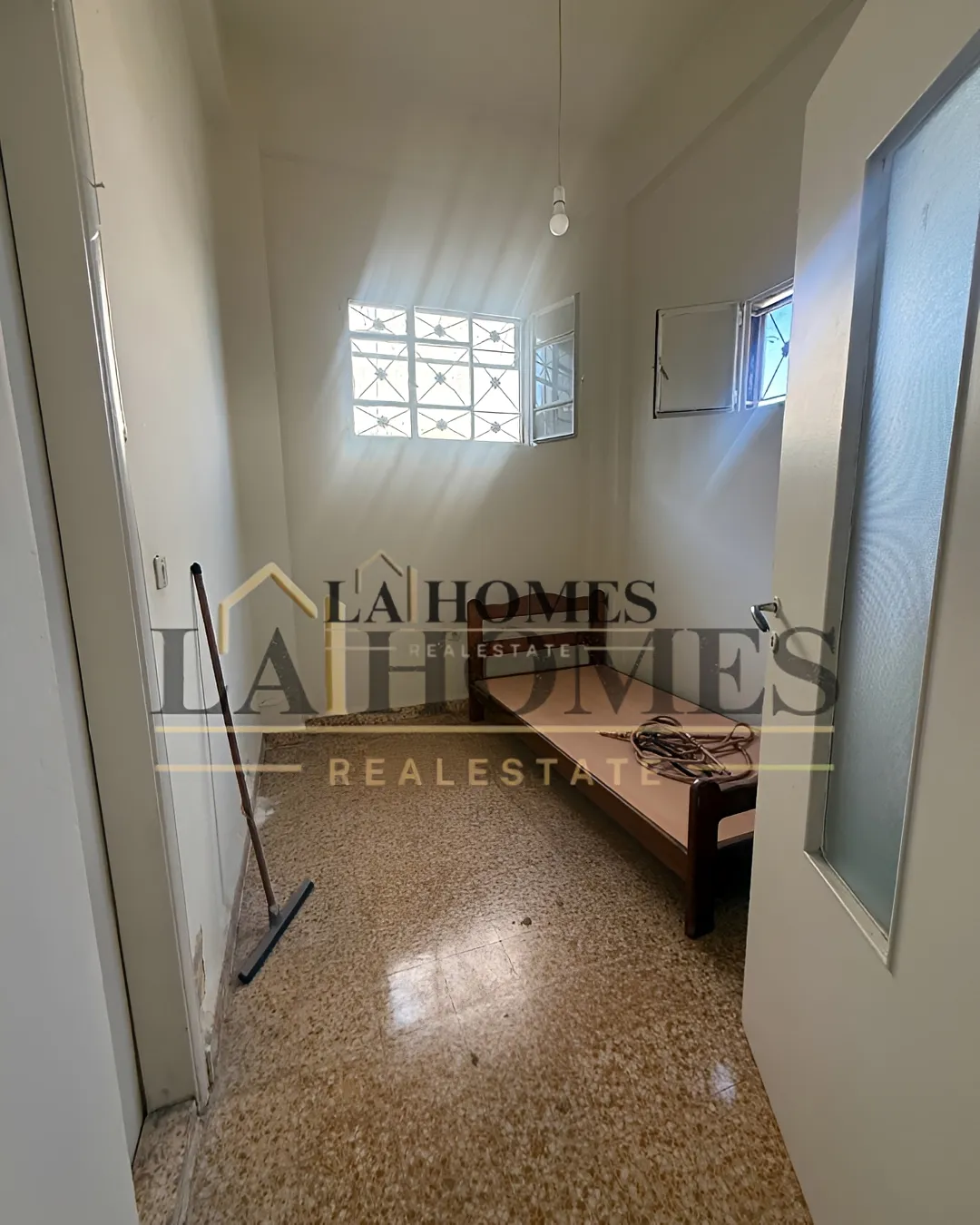 Apartment for sale in Furn El Chebak