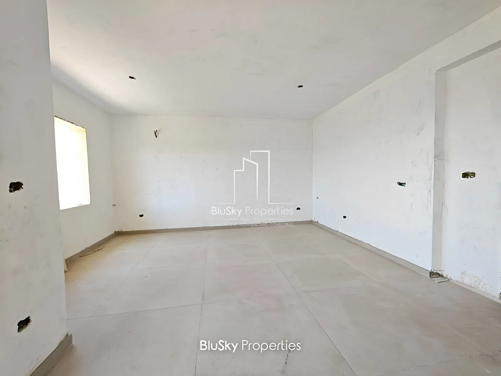 Apartment for Sale in Ain Saade - 2 bed, 2 bath