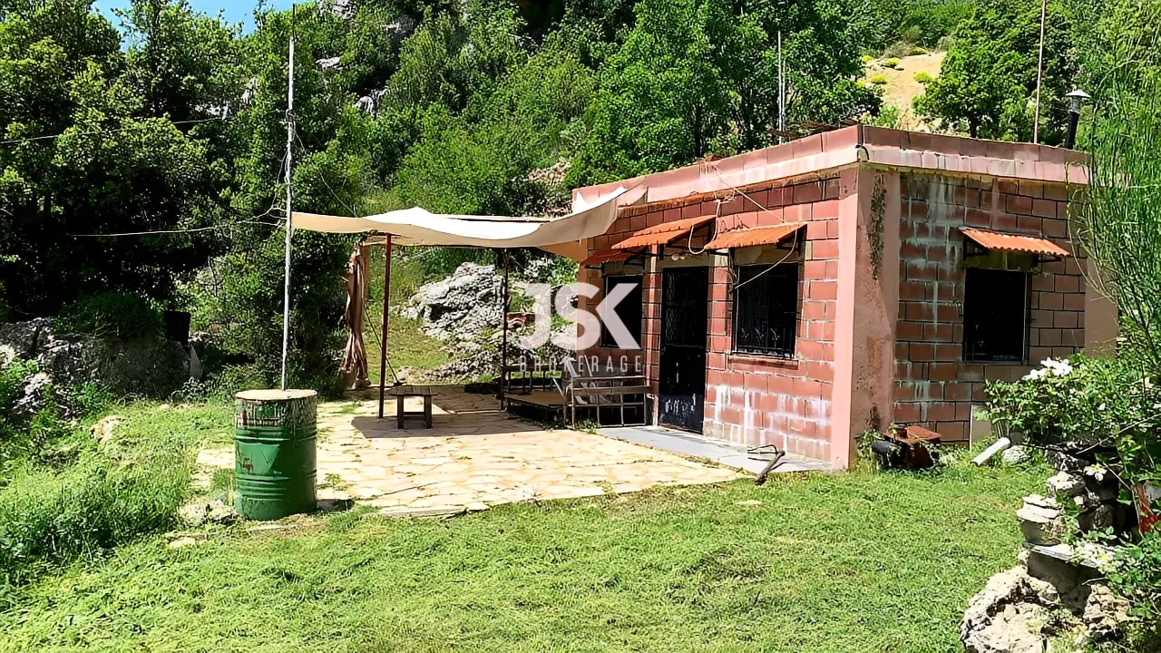 Land for Sale in Beqaatet Aachqout