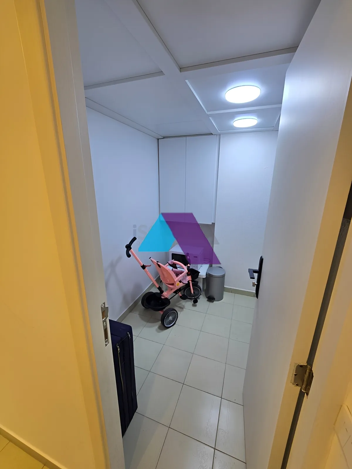 Chalet for sale in Kaslik, Lebanon - 1 bed, 1 bath
