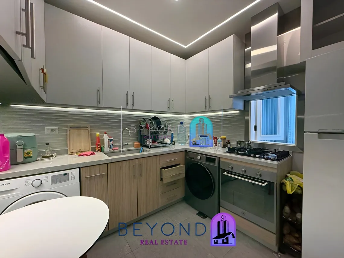 Apartment for sale in Mar Elias St، Bayrut, Lebanon