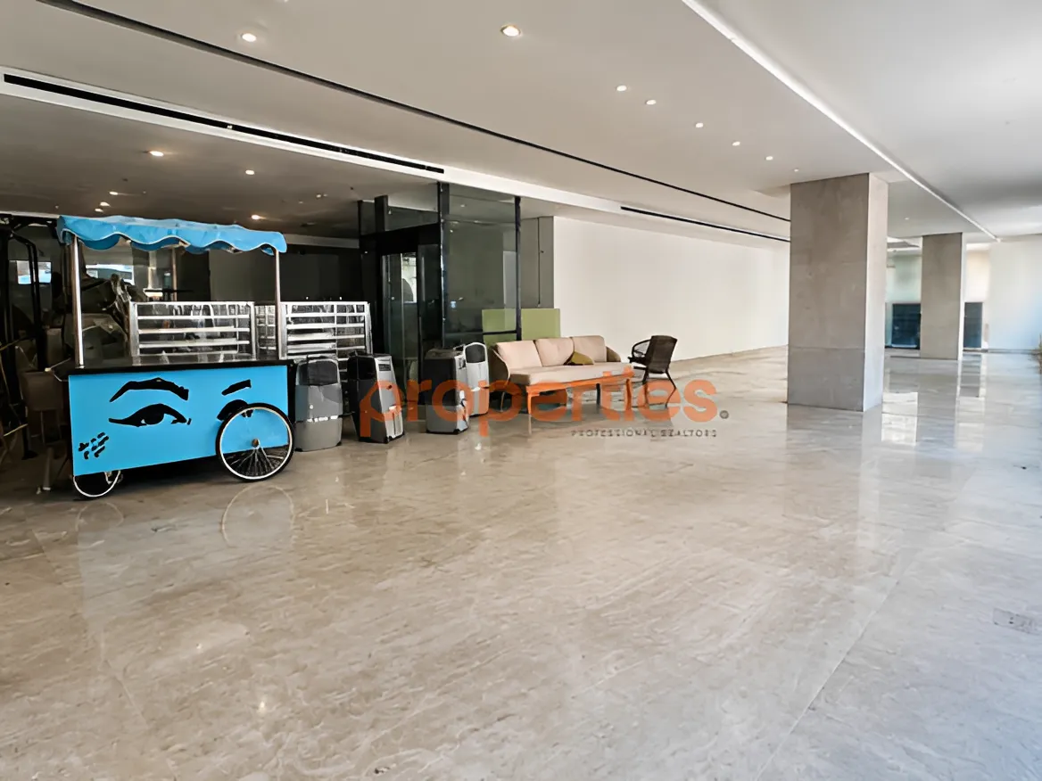 Showroom for Rent in Downtown