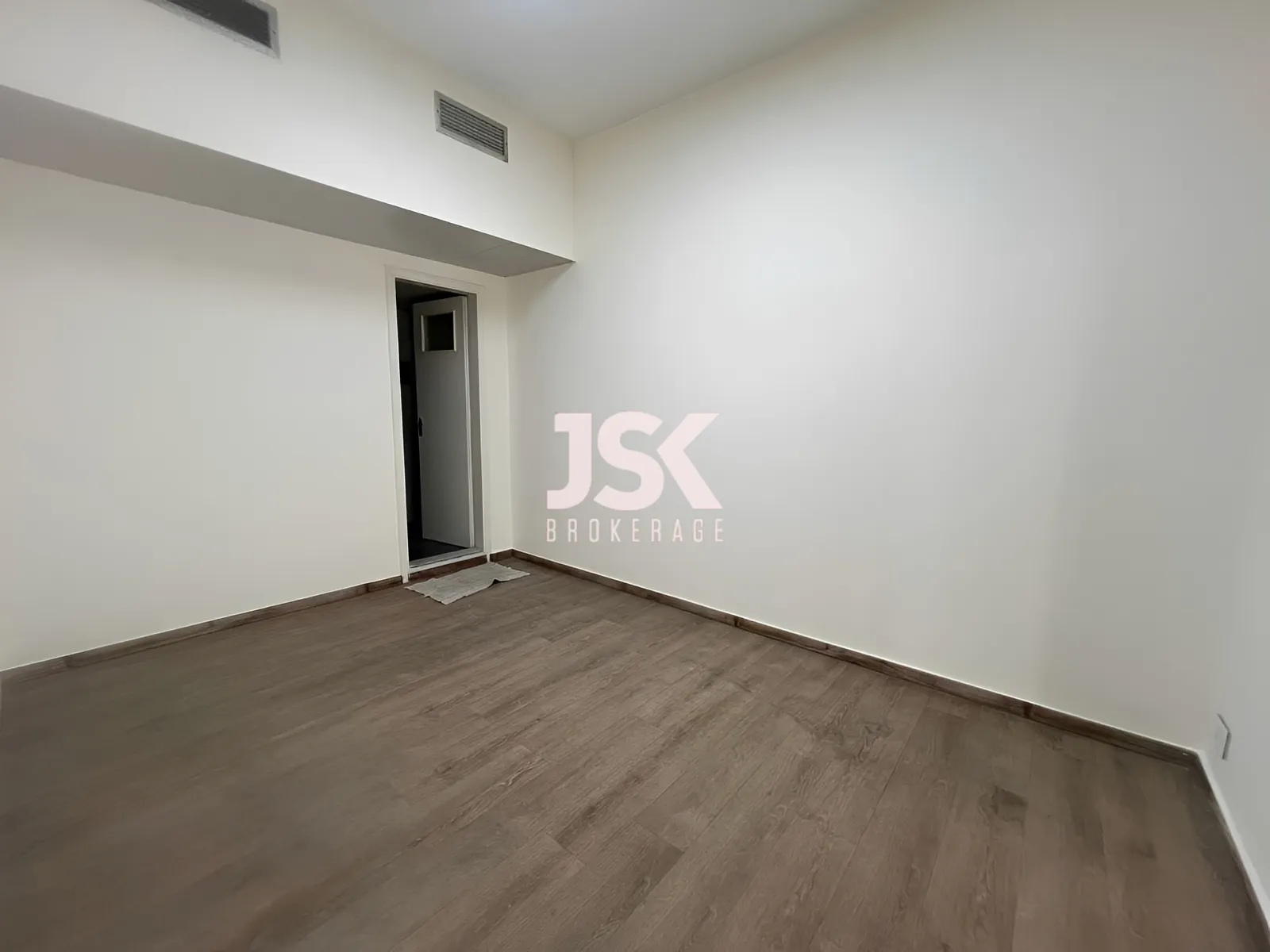 Office for Rent in Achrafieh