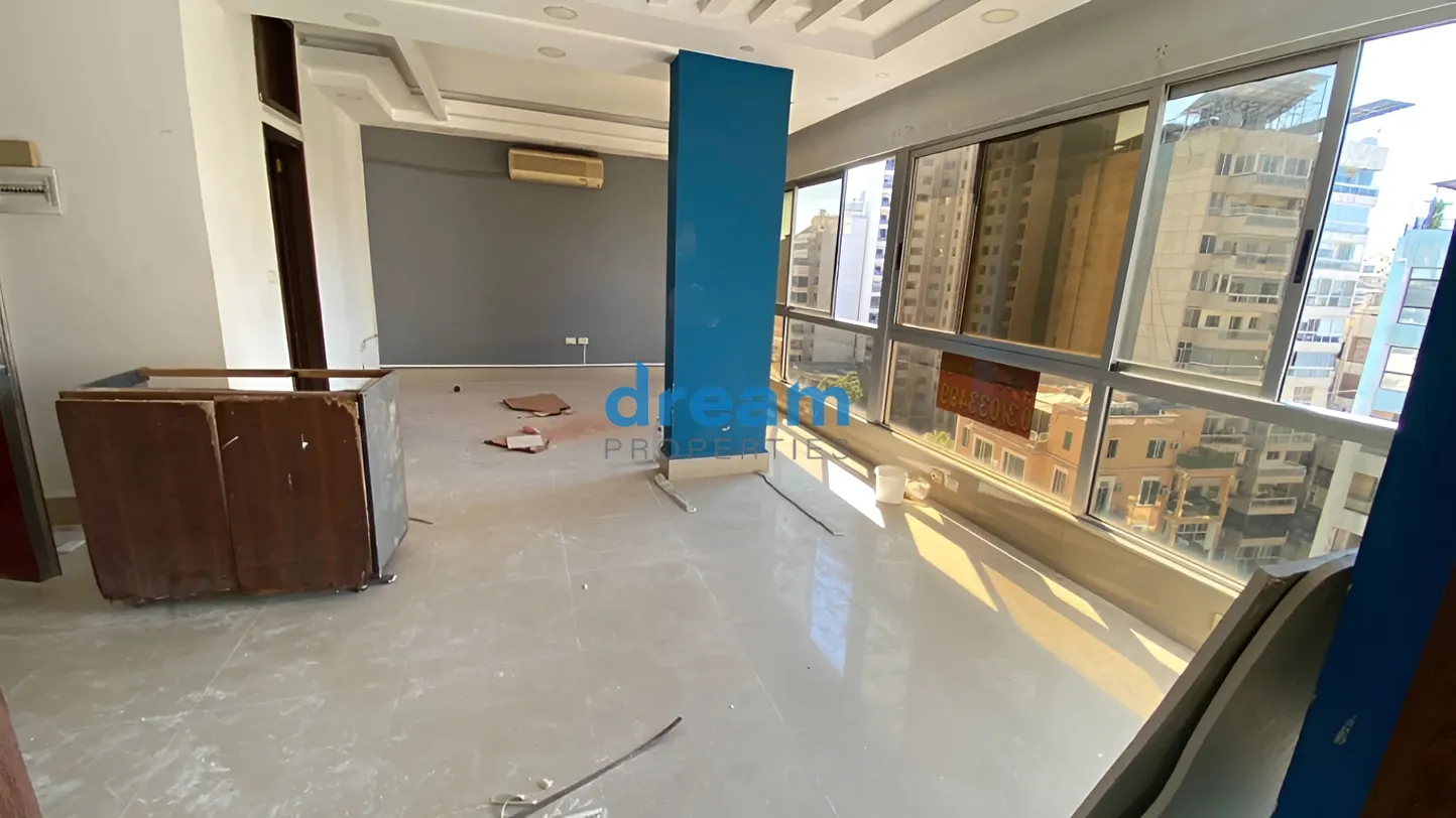 Office for rent in Bechara El Khoury
