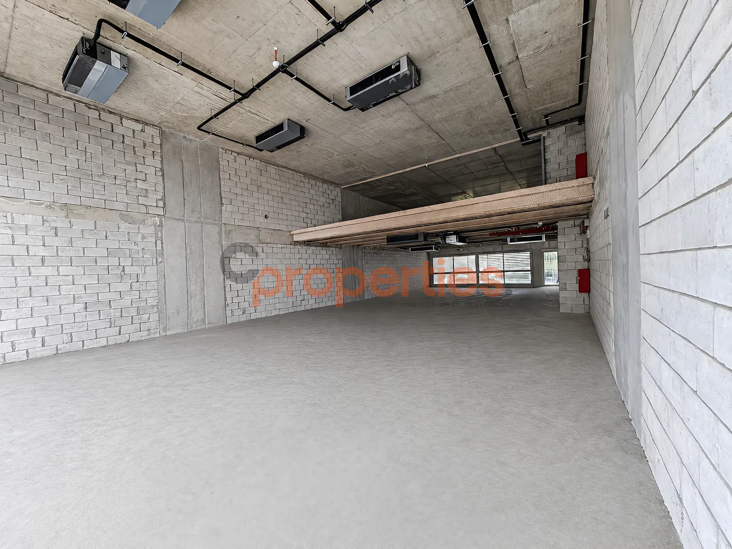 Shop for Rent in Achrafieh