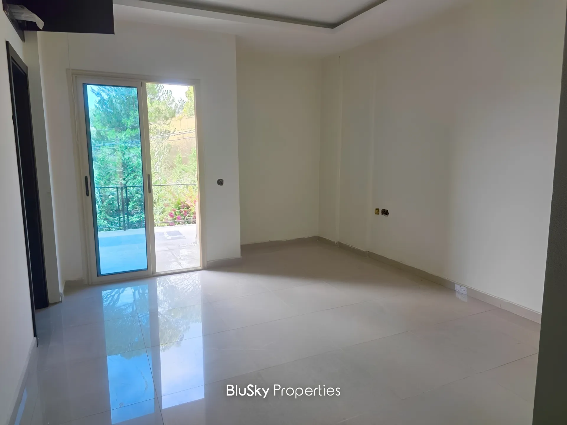 Apartment for sale in Ain saadeh, lebanon - 3 bed, 4.0 bath