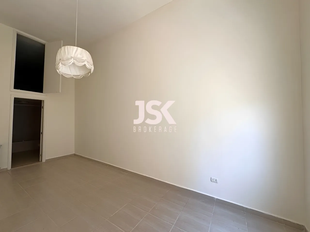 Apartment for Sale in Beit Meri