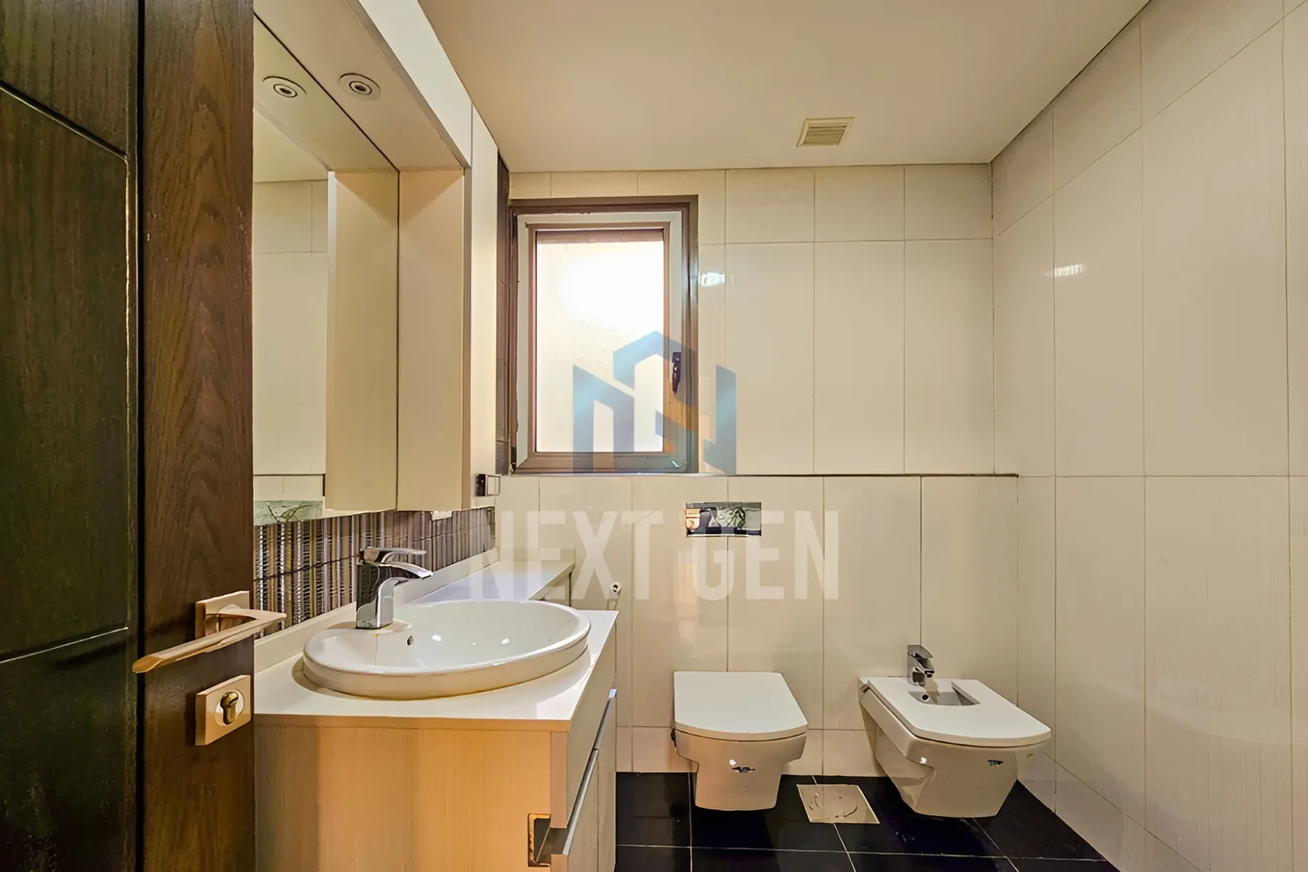 Apartment for sale in Ramlet El Baida, Bayrut, Lebanon
