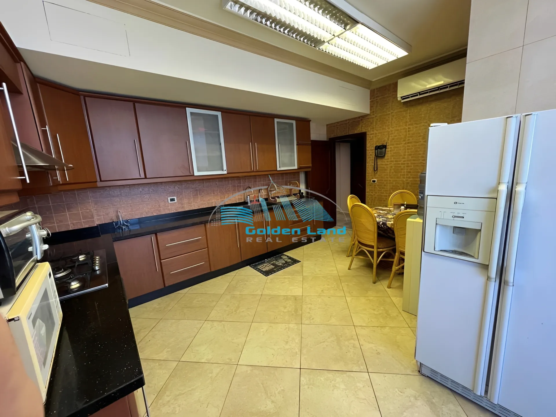 Apartment for Sale in Jnah, Lebanon - 3 bed, 4 bath