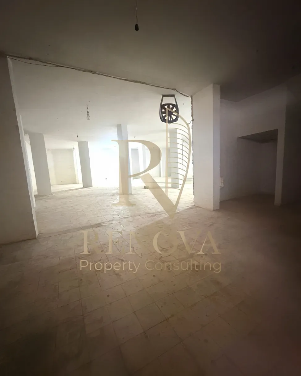 Commercial Commercial for rent in Mansourieh, Lebanon