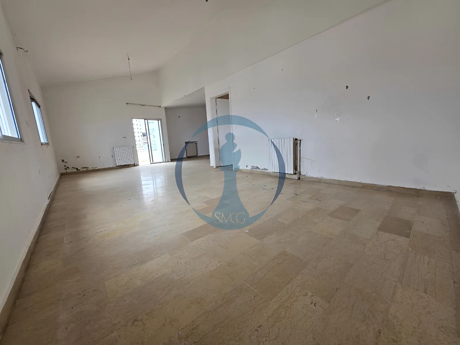 Apartment for sale in Adonis