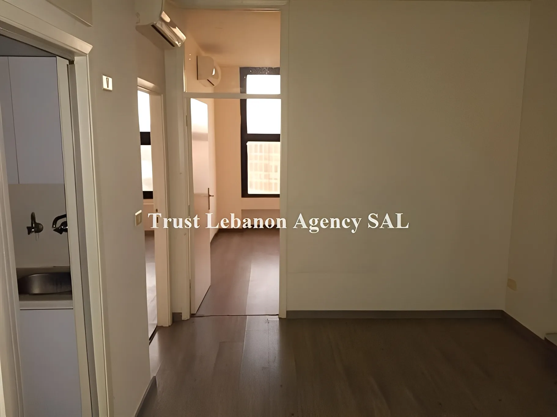 Office for rent in Baabda, Hazmieh