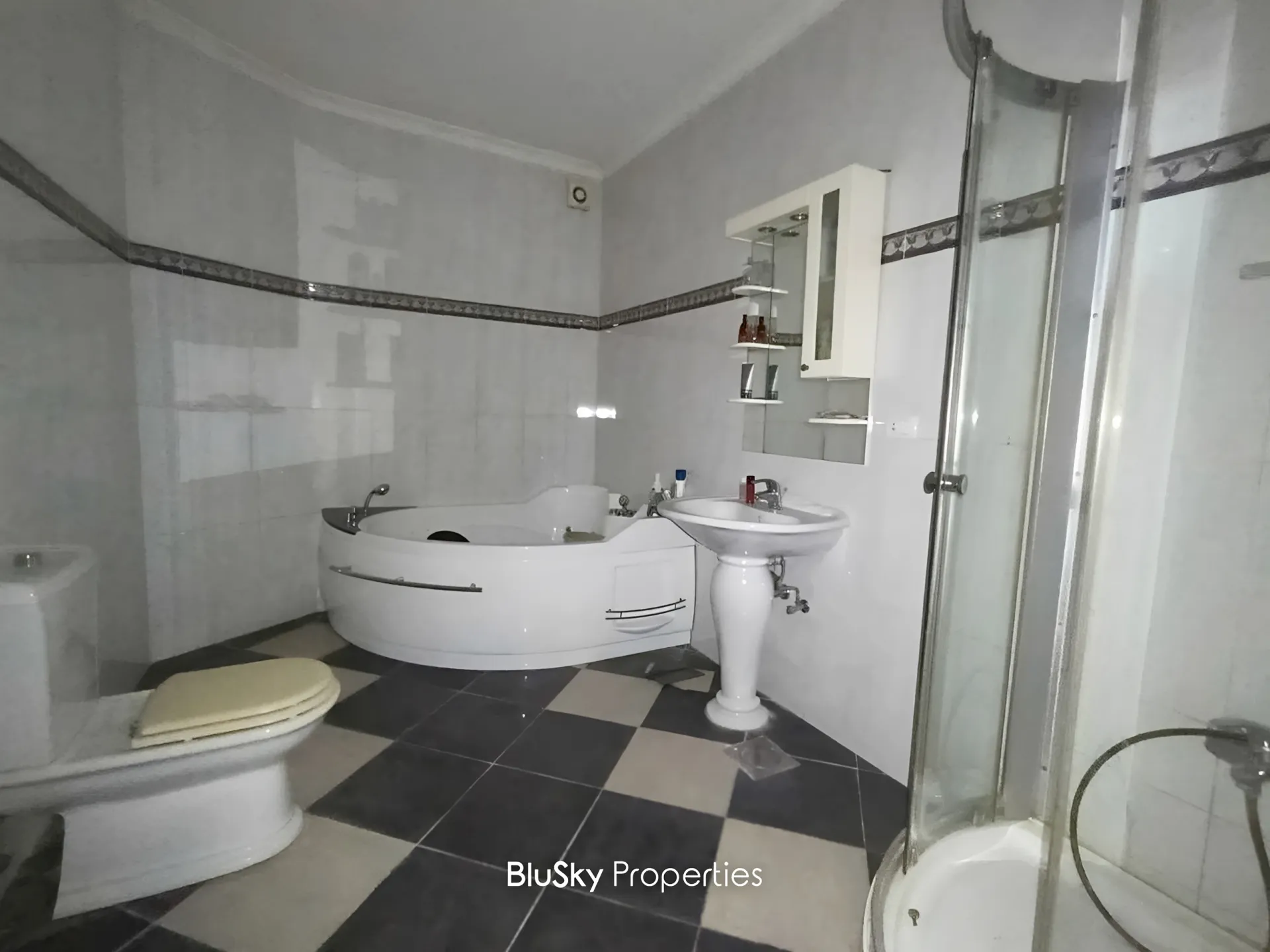 Apartment for sale in Jbeil, lebanon