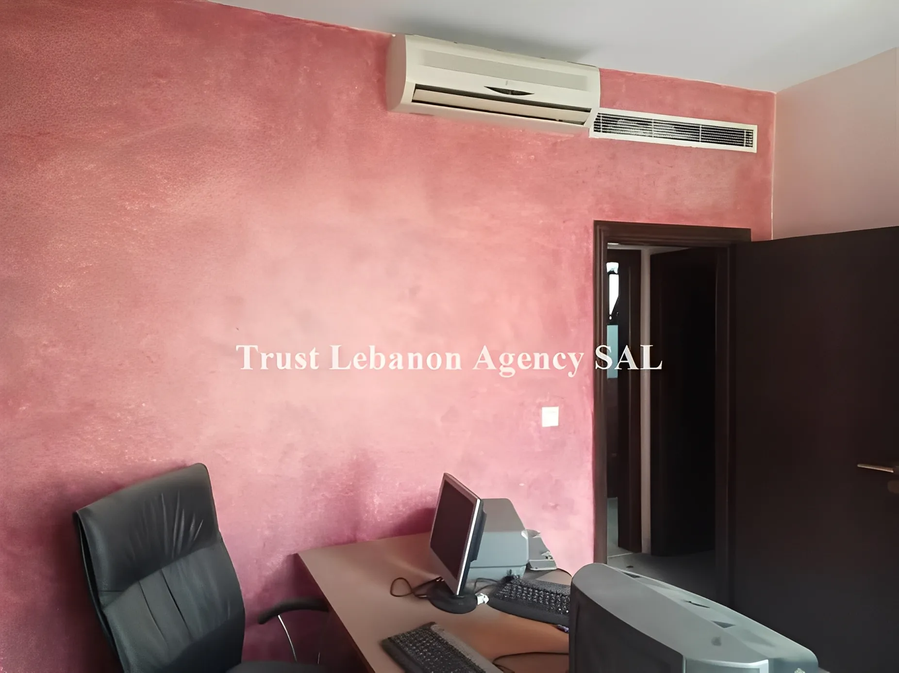 Office For Rent in Beirut, Hamra