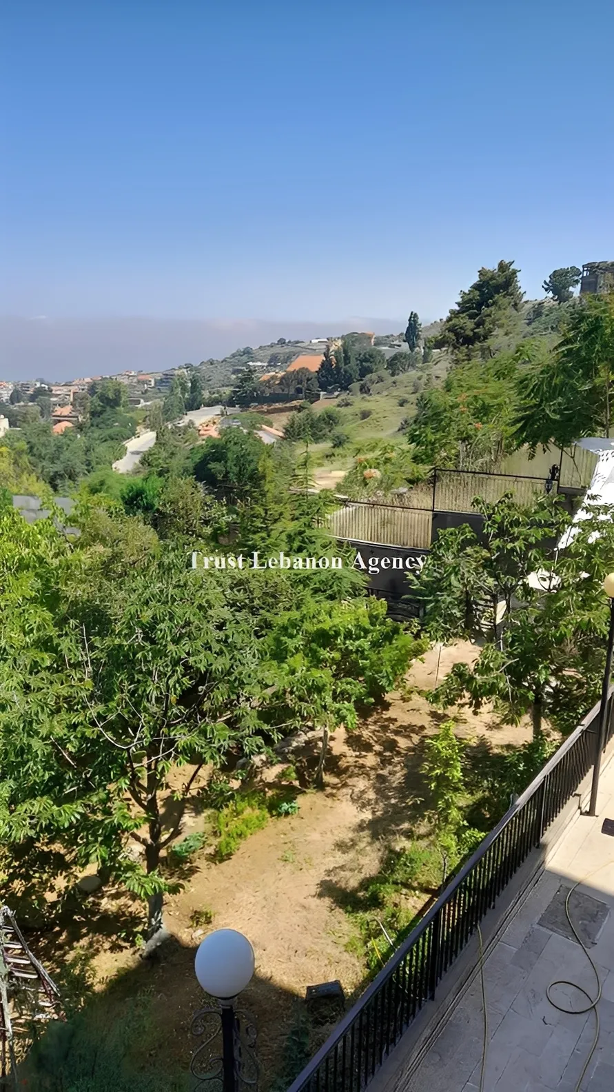 Villa for Sale in Baabda Abadeyeh