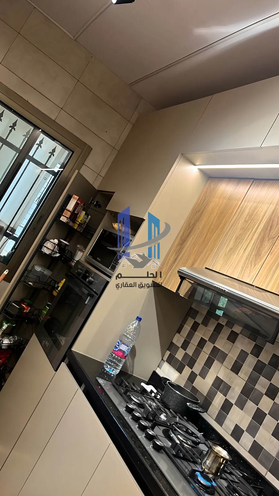 شقة for sale in عرمون، لبنان