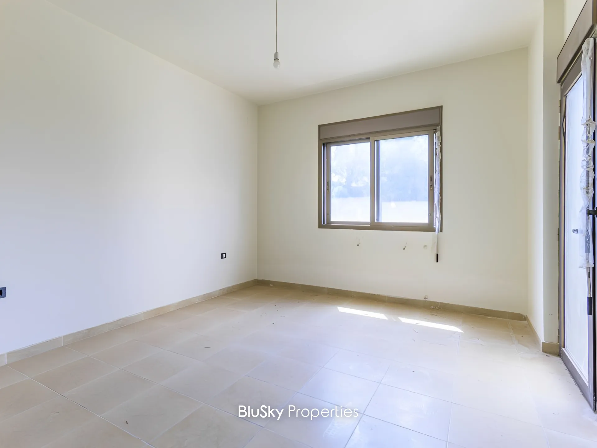 Apartment for rent in Ballouneh, lebanon