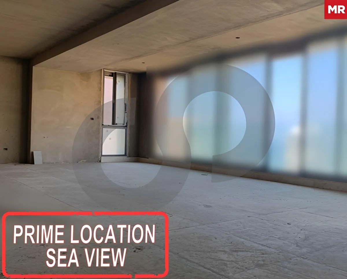 Apartment for Sale in Ramlet El Baida, Bayrut, Lebanon - 3 bed, 5 bath