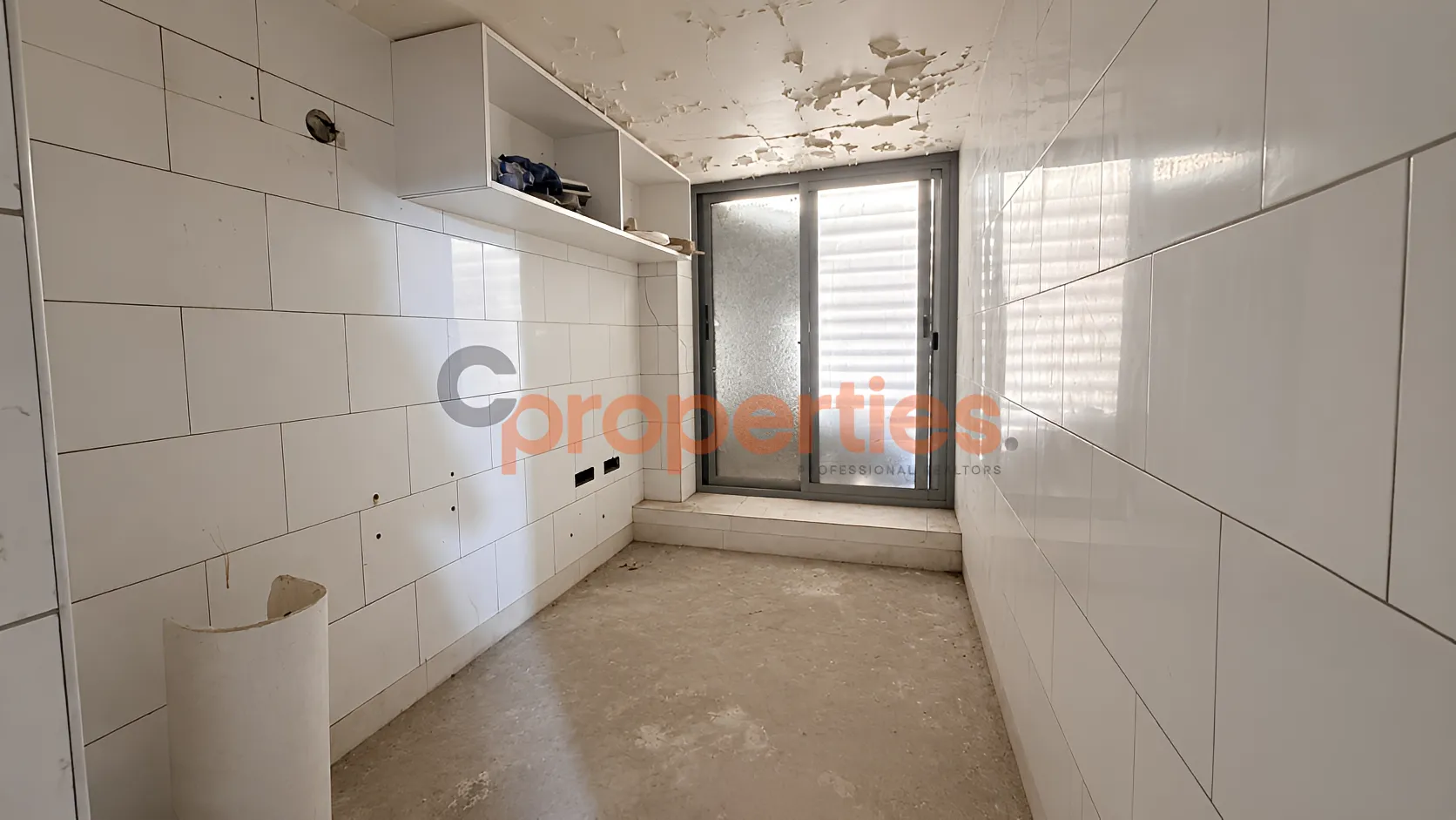 Showroom for Rent in Gemmayzeh