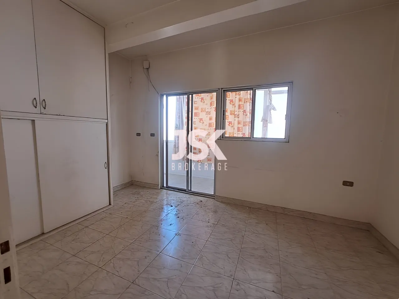 Apartment for Sale in Ras
