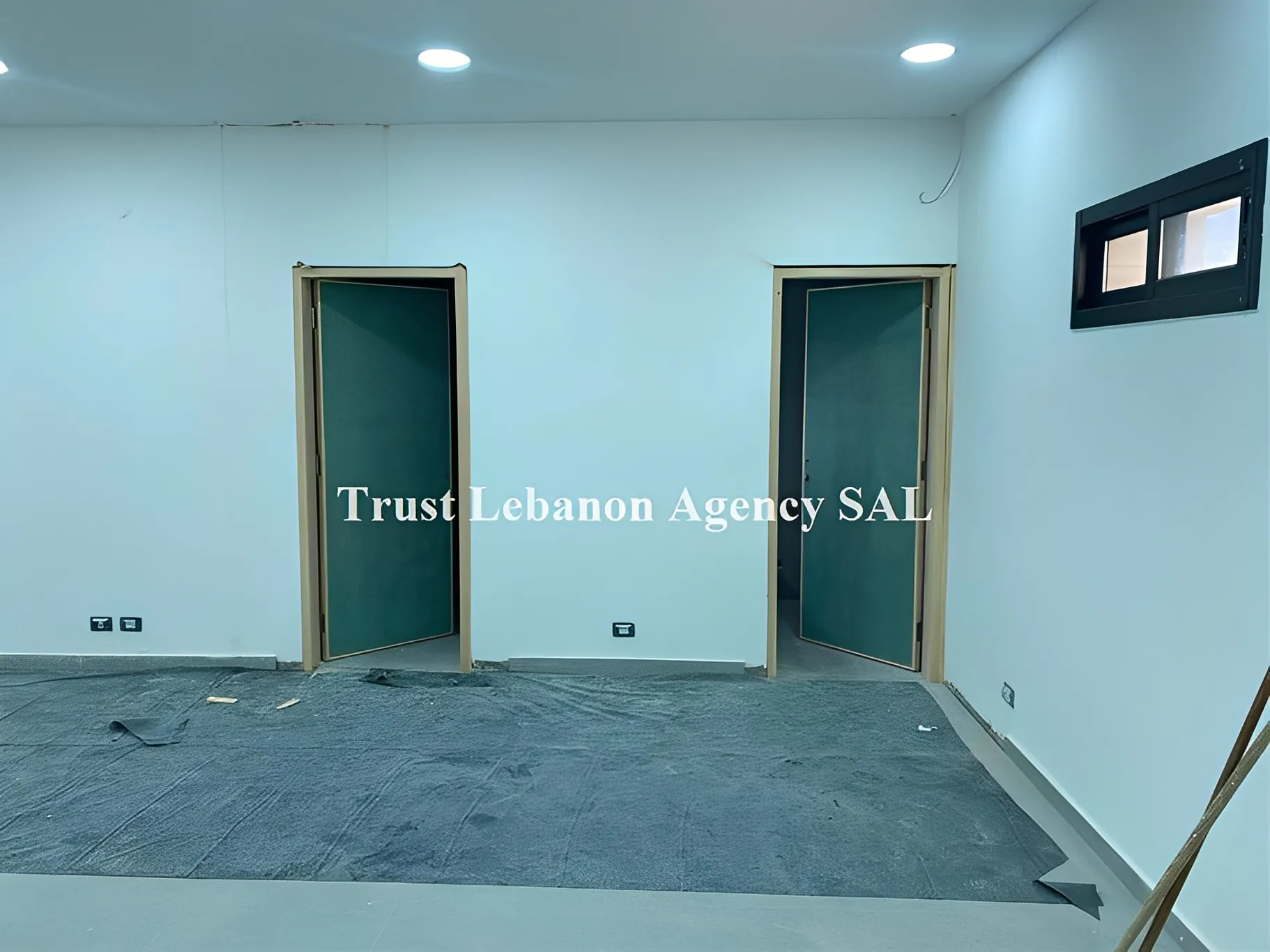 Commercial Property For Rent in Baabda, Hadath