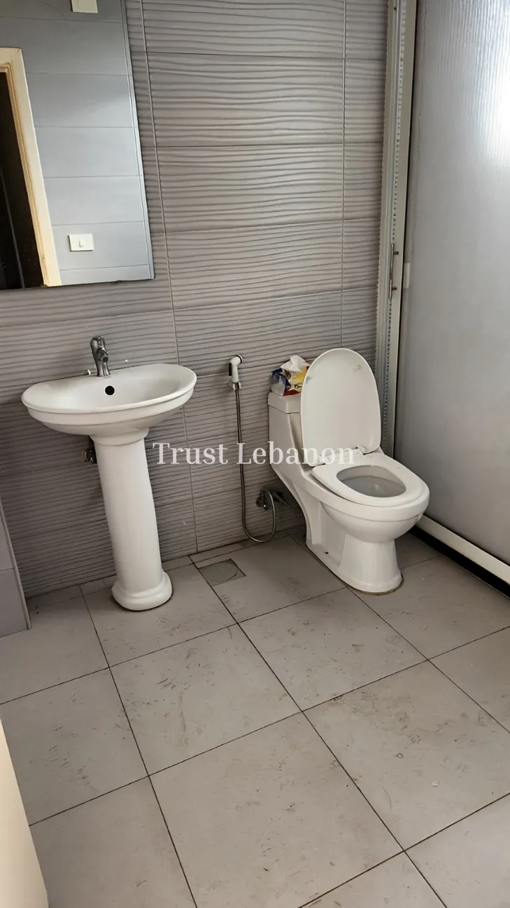 Apartment for sale in Ain El Remmaneh