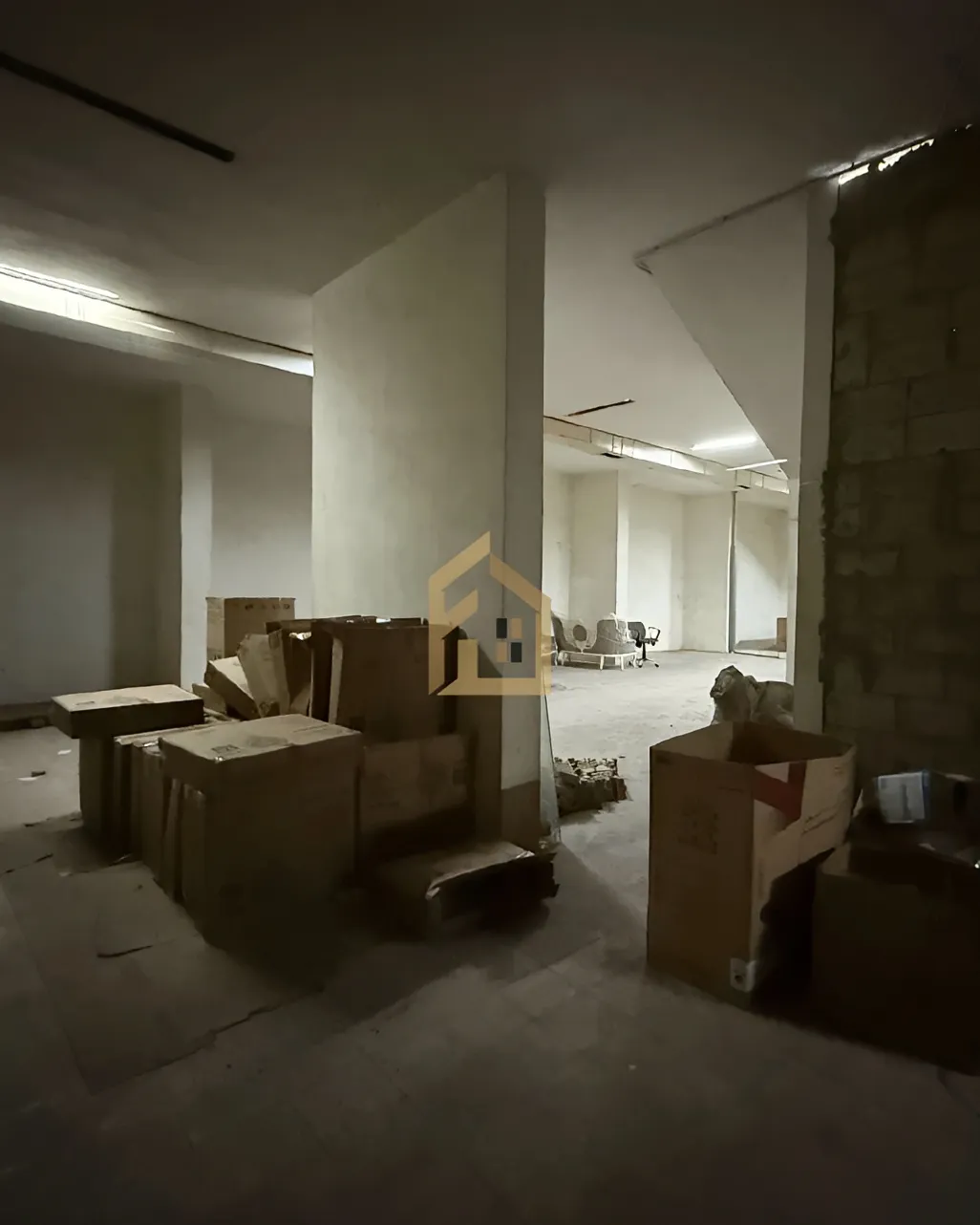 Warehouse for rent in Salim Salam, Bayrut, Lebanon