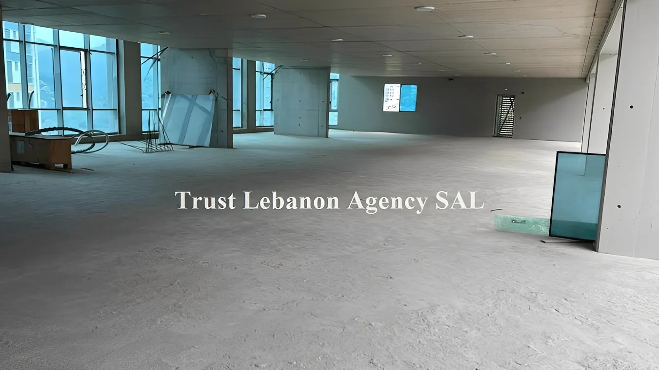 Commercial Property For Rent in Baabda, Louaizeh