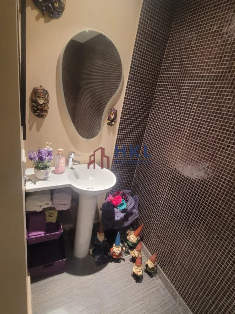 Apartment for sale in Mar Takla, Hazmieh, Lebanon