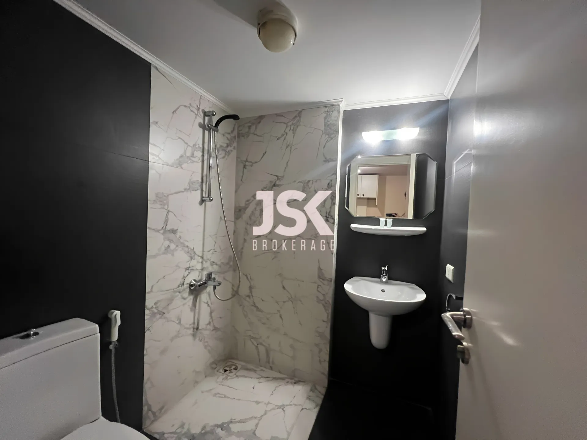 Hotel for Sale in Kfar Hbab
