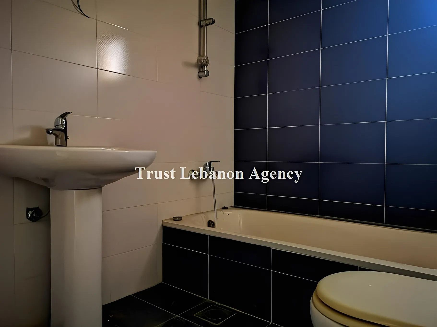 Office for sale in Metn, Bawchriye
