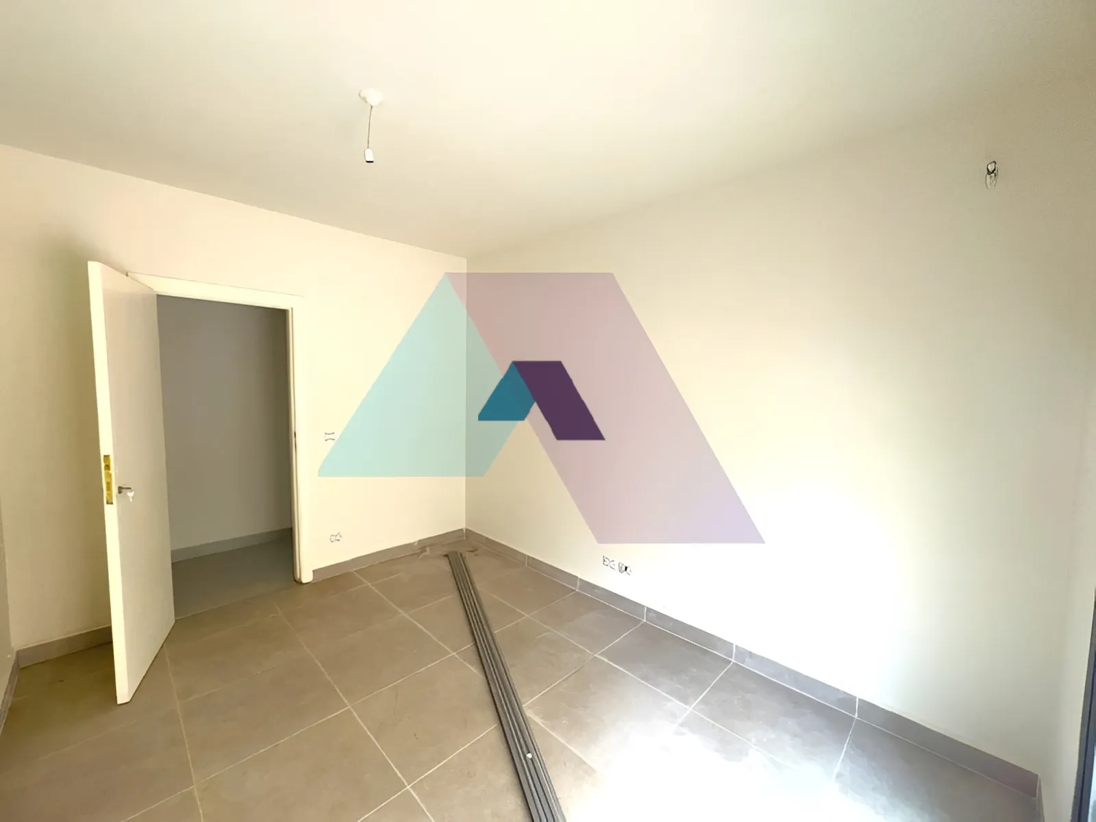 Apartment for sale in Monteverde Main Street، Lebanon - 2 bed, 2 bath