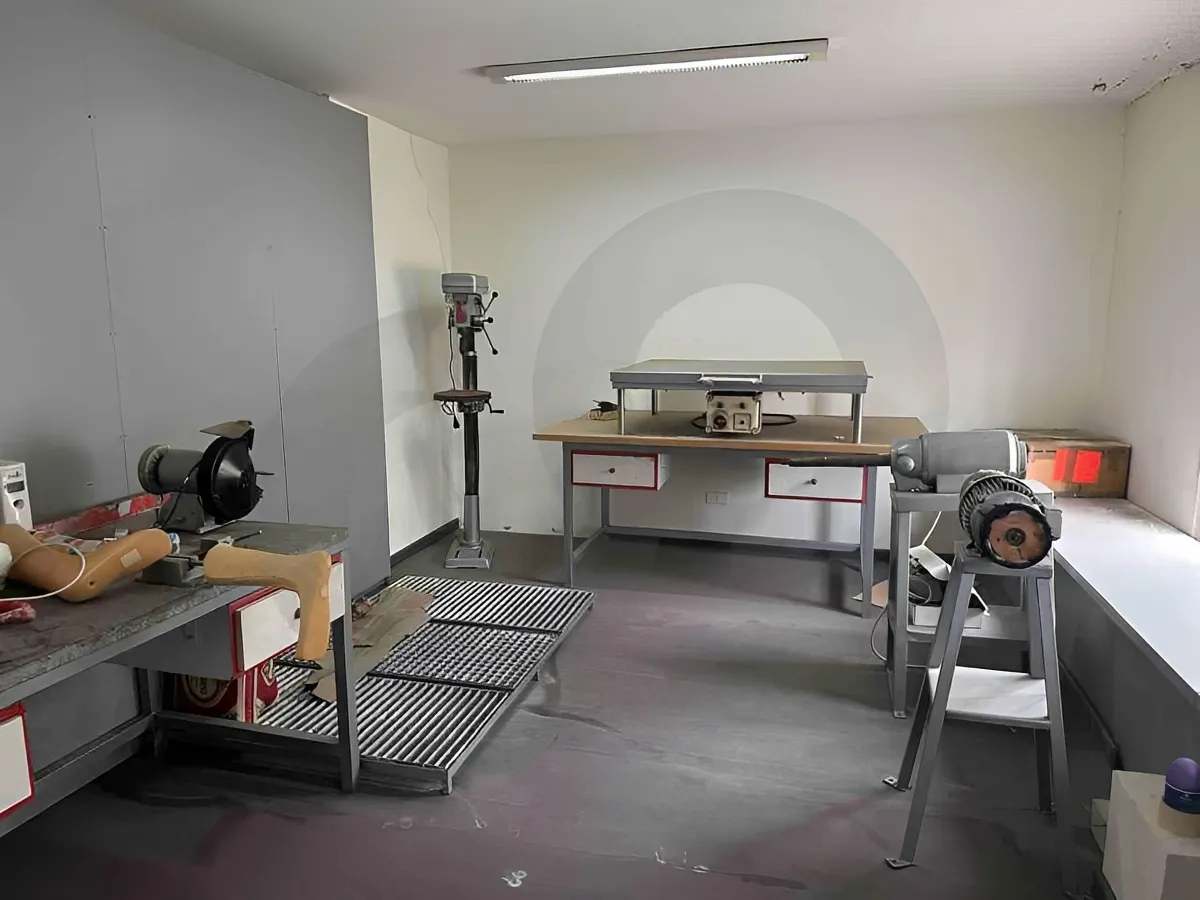 Shop for Sale in Baabda