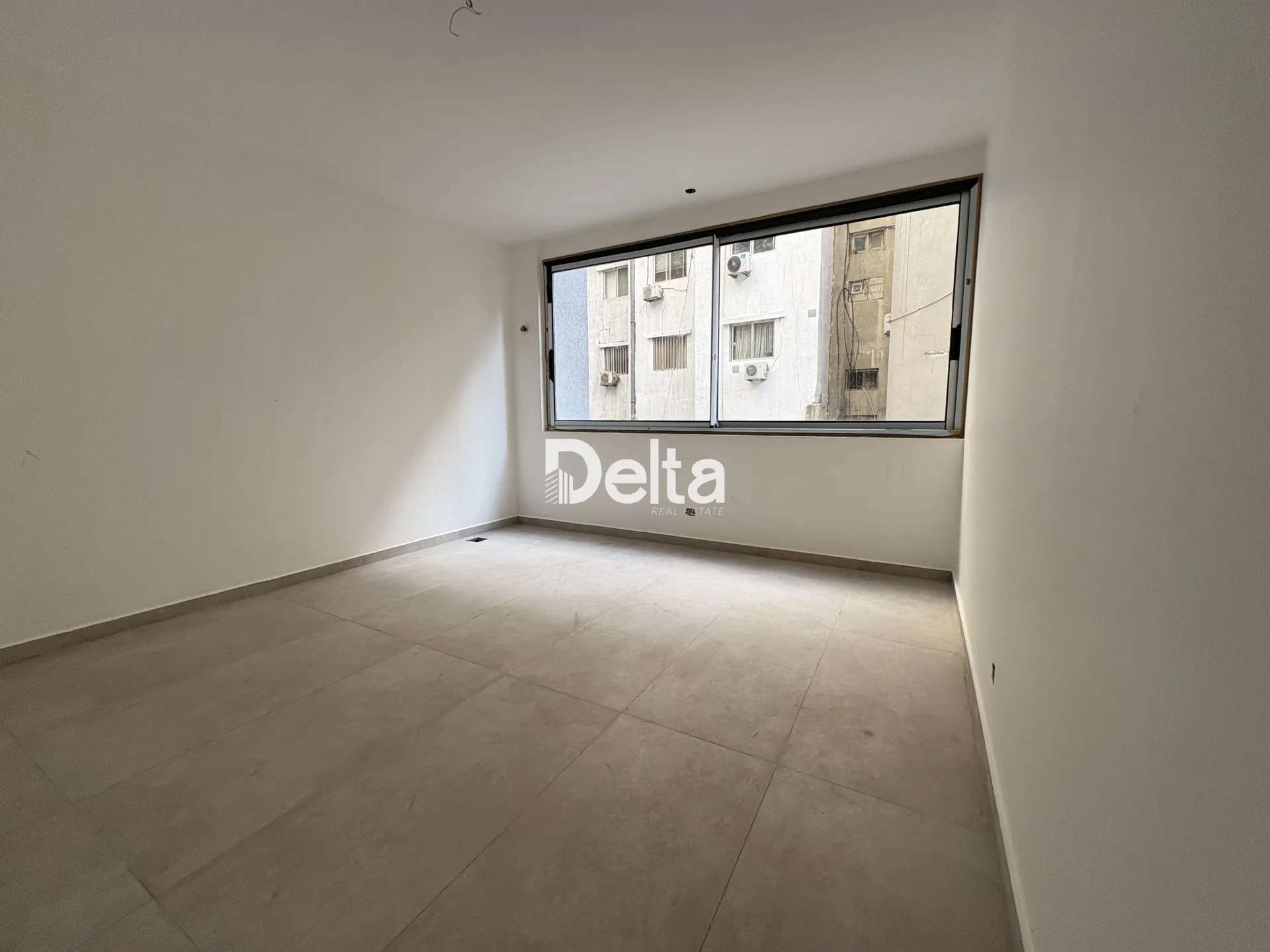 Apartment for sale in Zarif