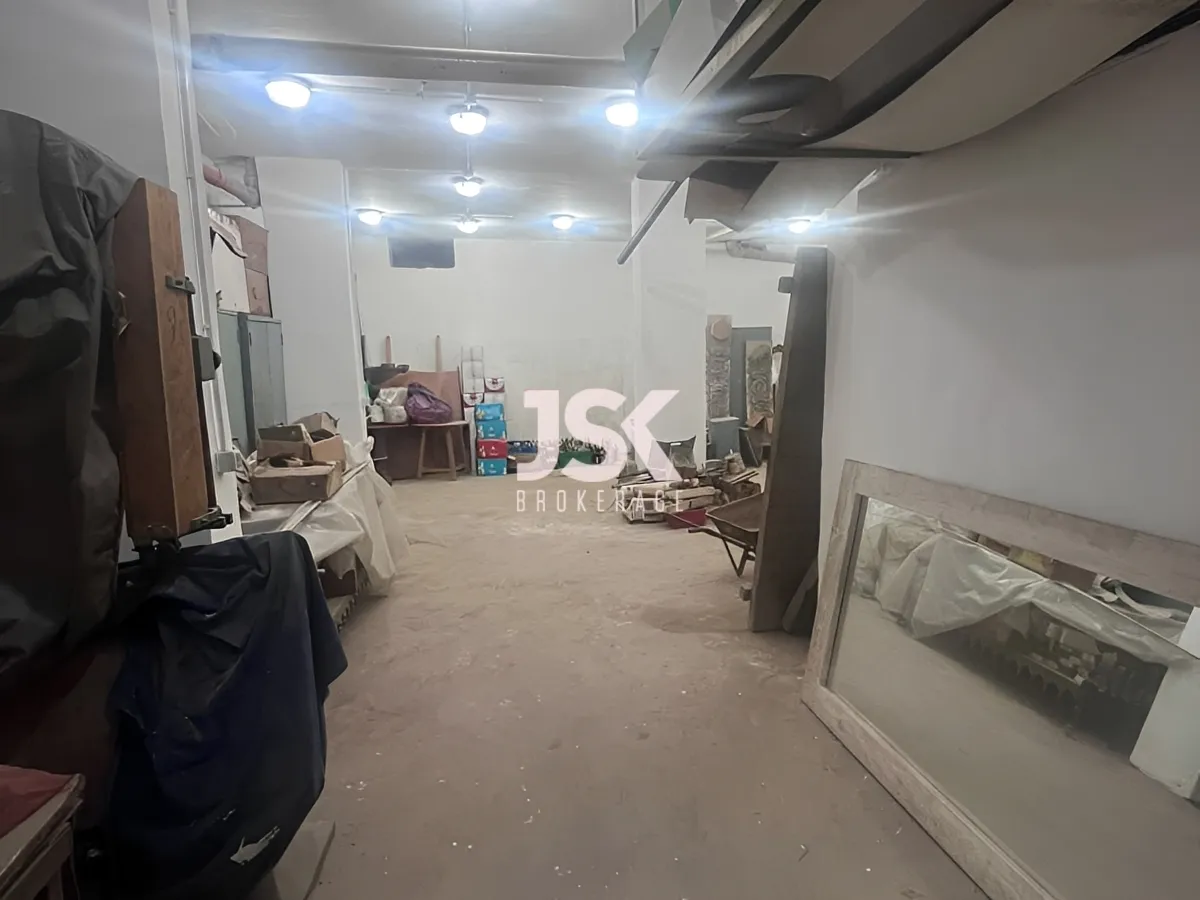 Warehouse for Sale in Achrafieh