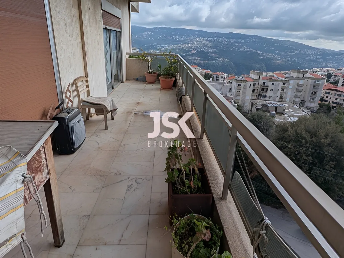 Apartment for Sale in Ajaltoun