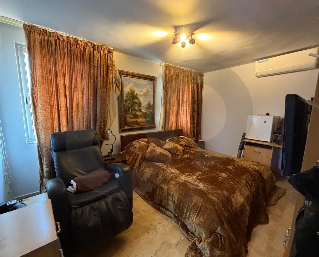 Apartment for Sale in Hamra