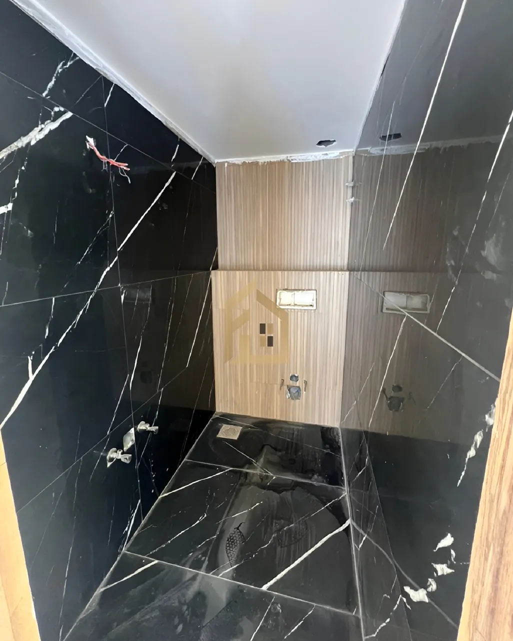 Duplex for sale in Baabdat, Lebanon - 2 bed, 4 bath