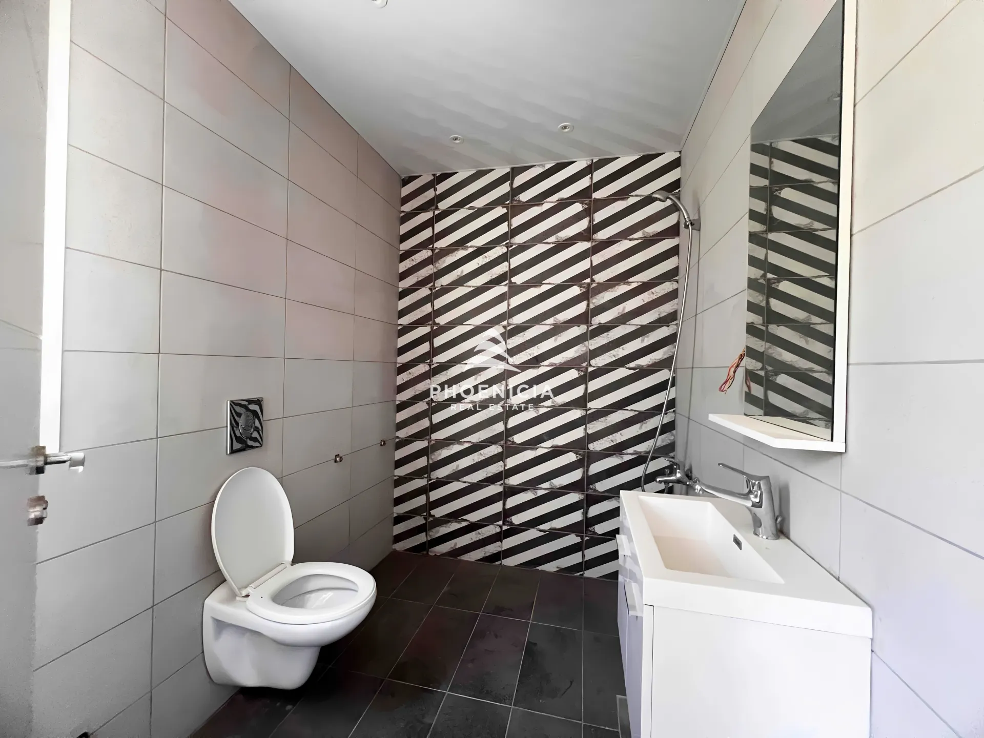 Apartment for Sale in Mehrine