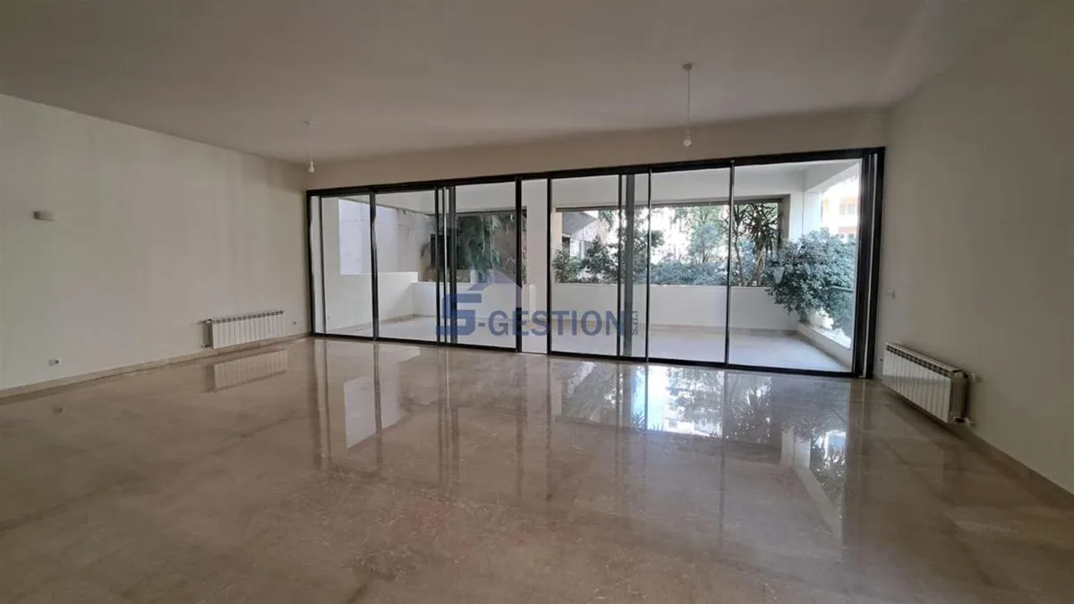 Apartment for Sale in Achrafieh - 3 bed, 4 bath