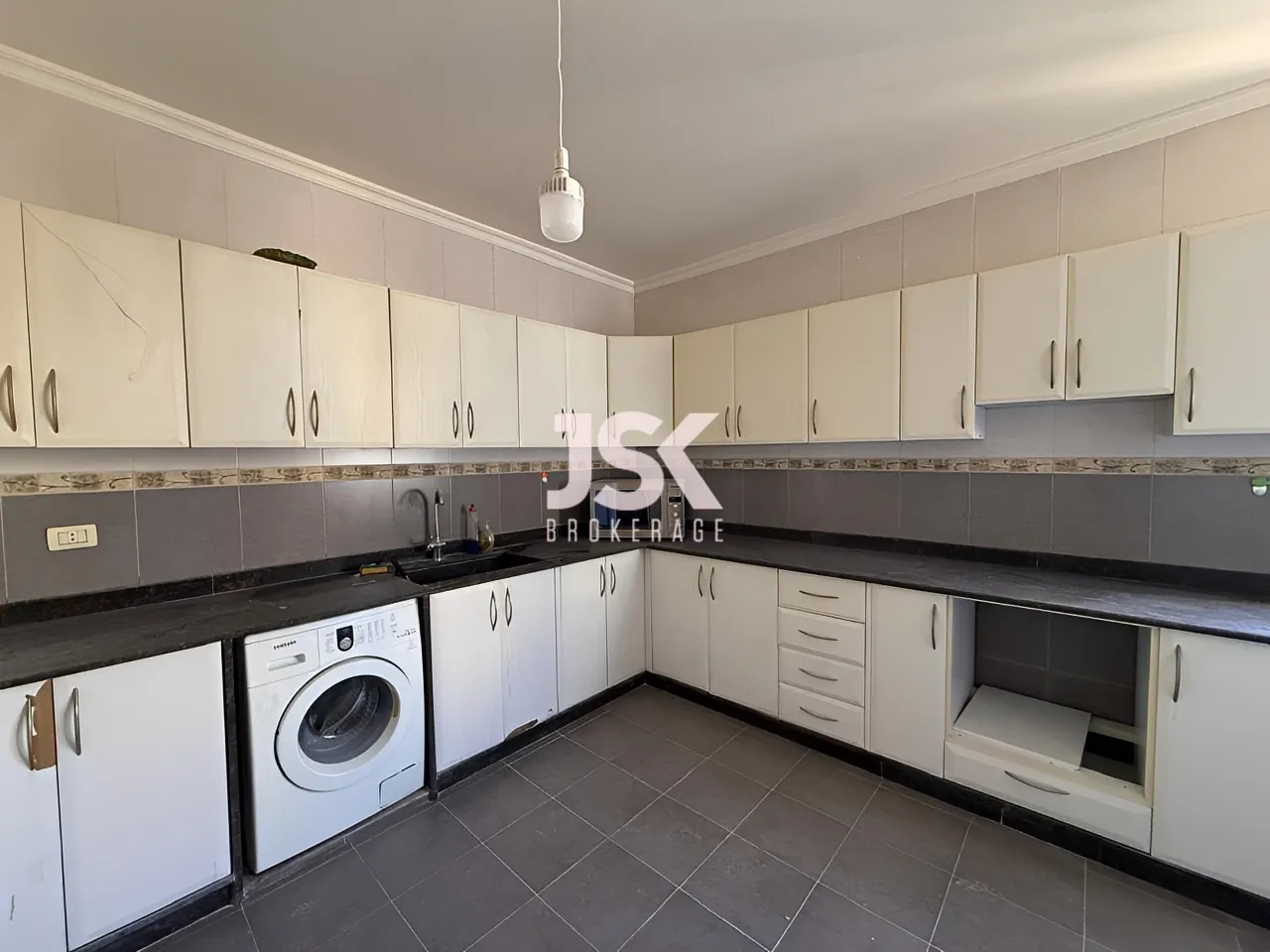 Hotel for Rent in Achrafieh